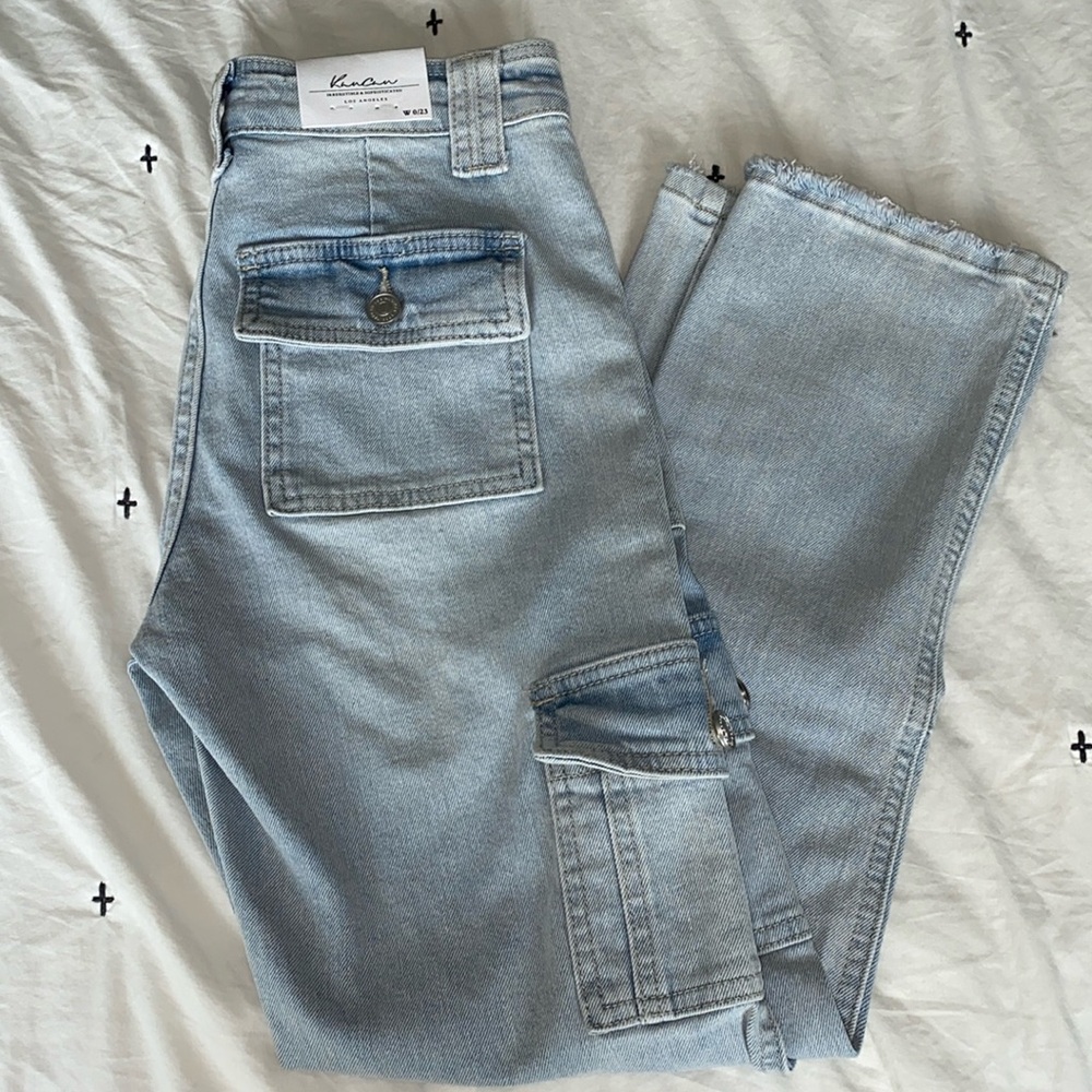 COPY - Felicity High Rise Slim Straight Leg Cargo Pants

Size 23